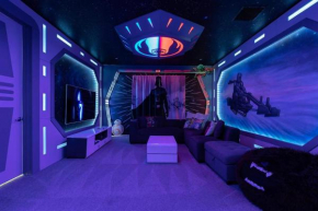 Charming 8 Bdrm Villa with Games Room at Encore